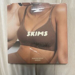 SKIMS Seamless Sculpt BANDEAU